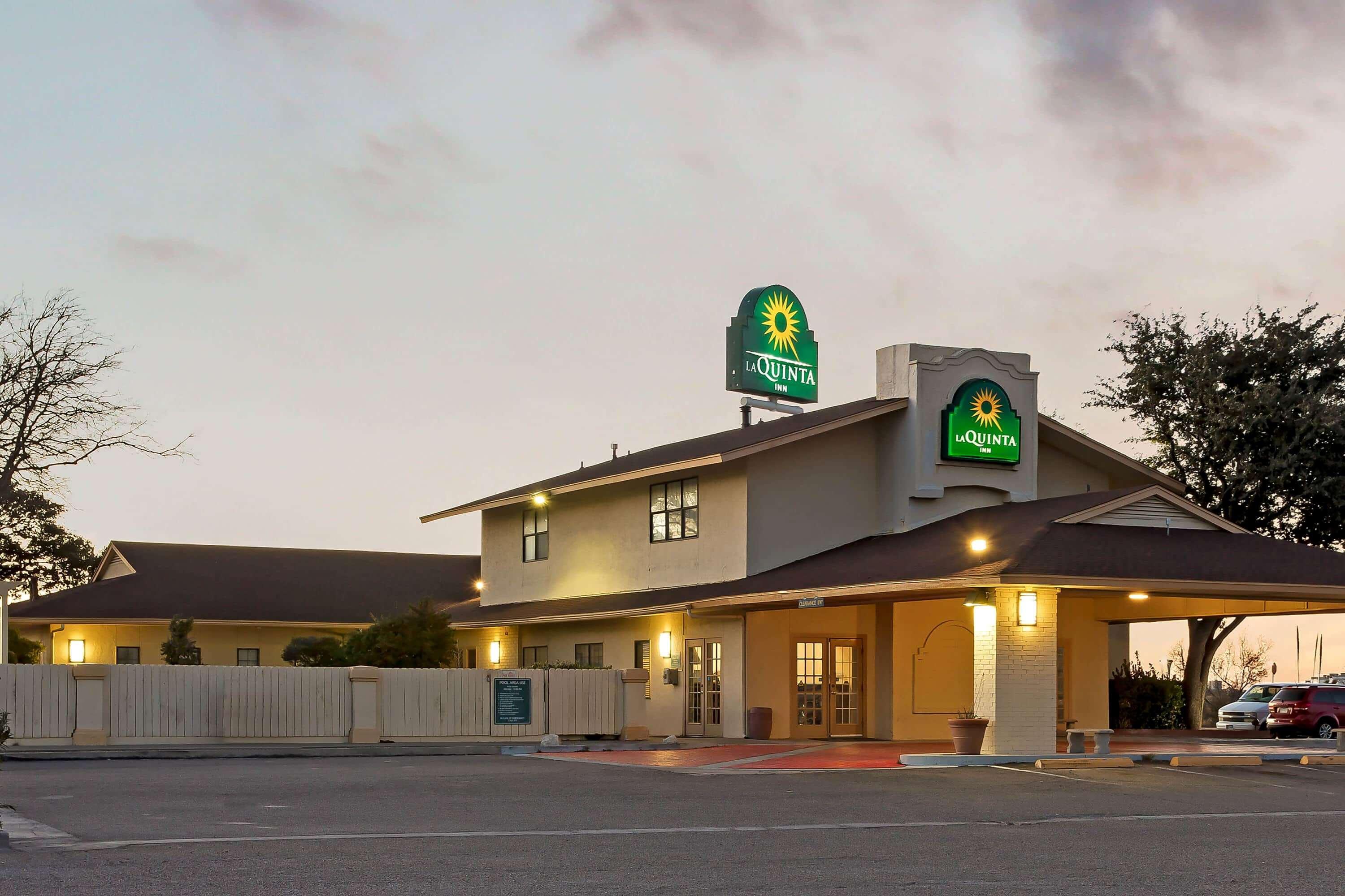 Baymont By Wyndham Fort Stockton Kültér fotó